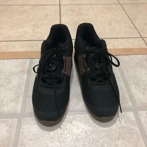 Adidas Leistung 16 II Weightlifting Shoes